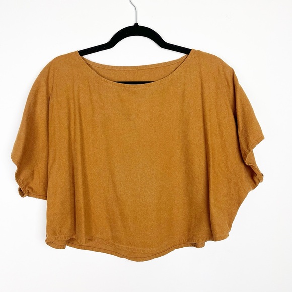 • Jamie + the Jones • Blank Canvas Top in Umber - Picture 2 of 5